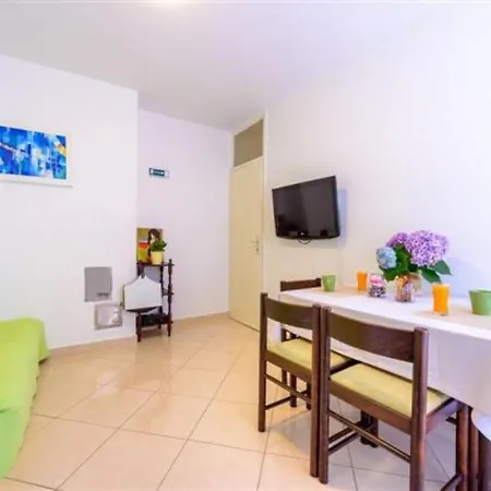 Depozit - One Bedroom With Terrace And Sea View - Kunska 6 Appartement