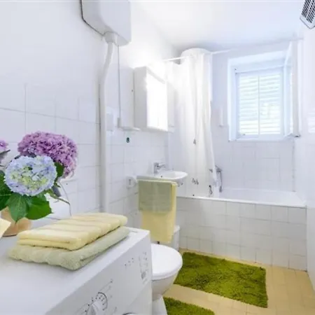 Depozit - One Bedroom With Terrace And Sea View - Kunska 6 *